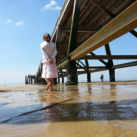 Bel Proche Avec Terrasse - Hilaire De Riez - Fr-1-323-455