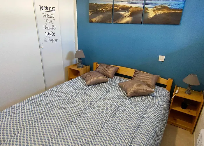 Bel Proche Avec Terrasse - Hilaire De Riez - Fr-1-323-455 *